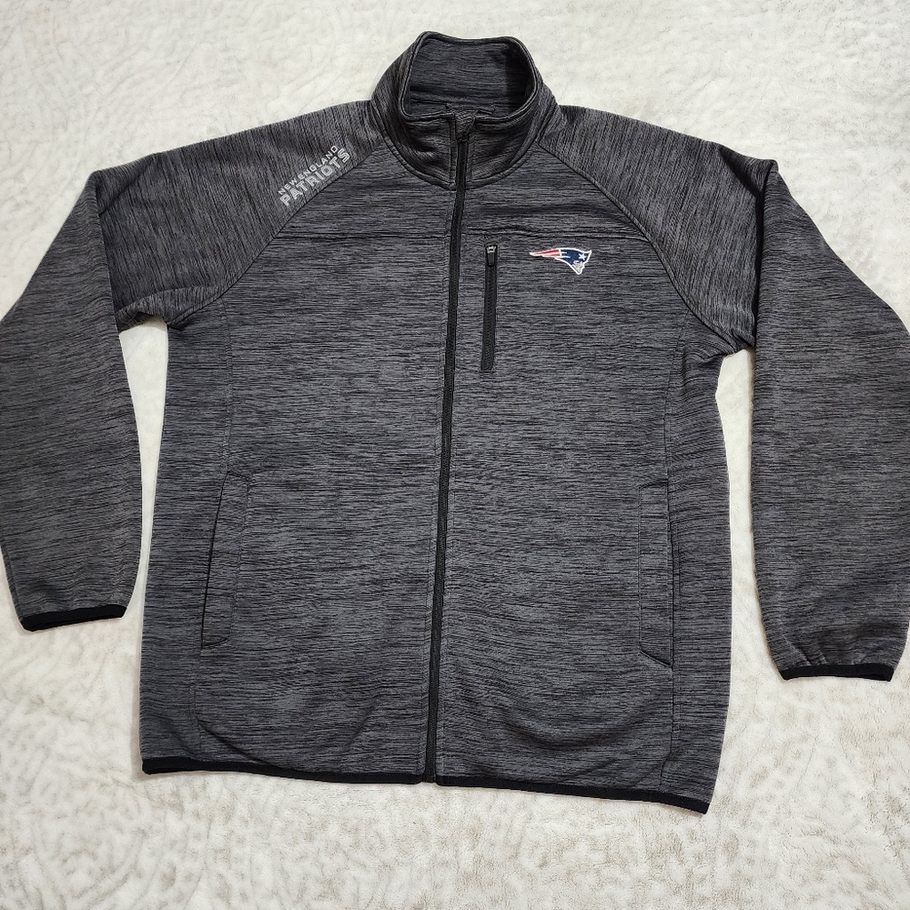 NFL Men's New England Patriots Sweatshirt Size XL Grey G-Ill Apparel Group